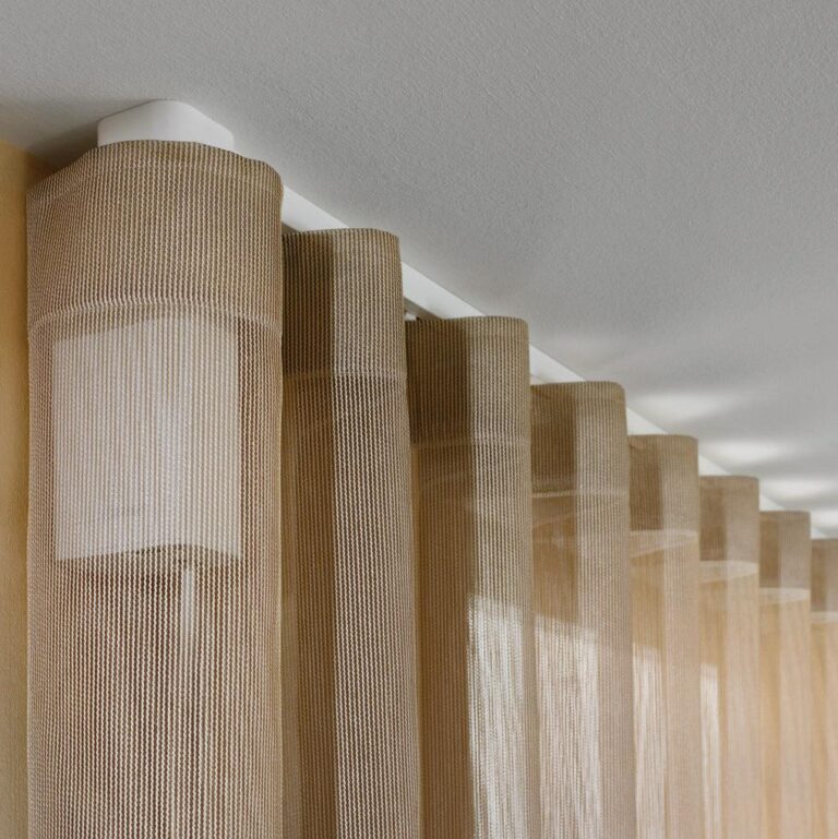 motorised curtain track (1)